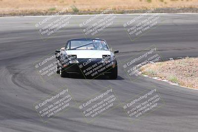 media/Jun-01-2025-CalClub SCCA (Sun) [[eae223c5dd]]/Group 1/Track Event 4/